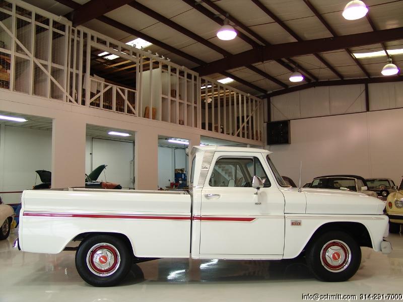 1966 Chevrolet C10 Custom Fleetside Shortbed Pick Up Truck